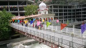 Manikaran-Sahib--Gurudwara-manali